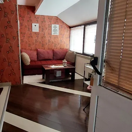 Apartman شقة